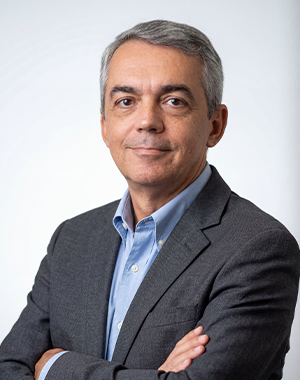  Flademir Jerônimo Belinati Martins