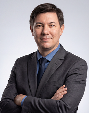  Leonardo Estevam de Assis Zanini